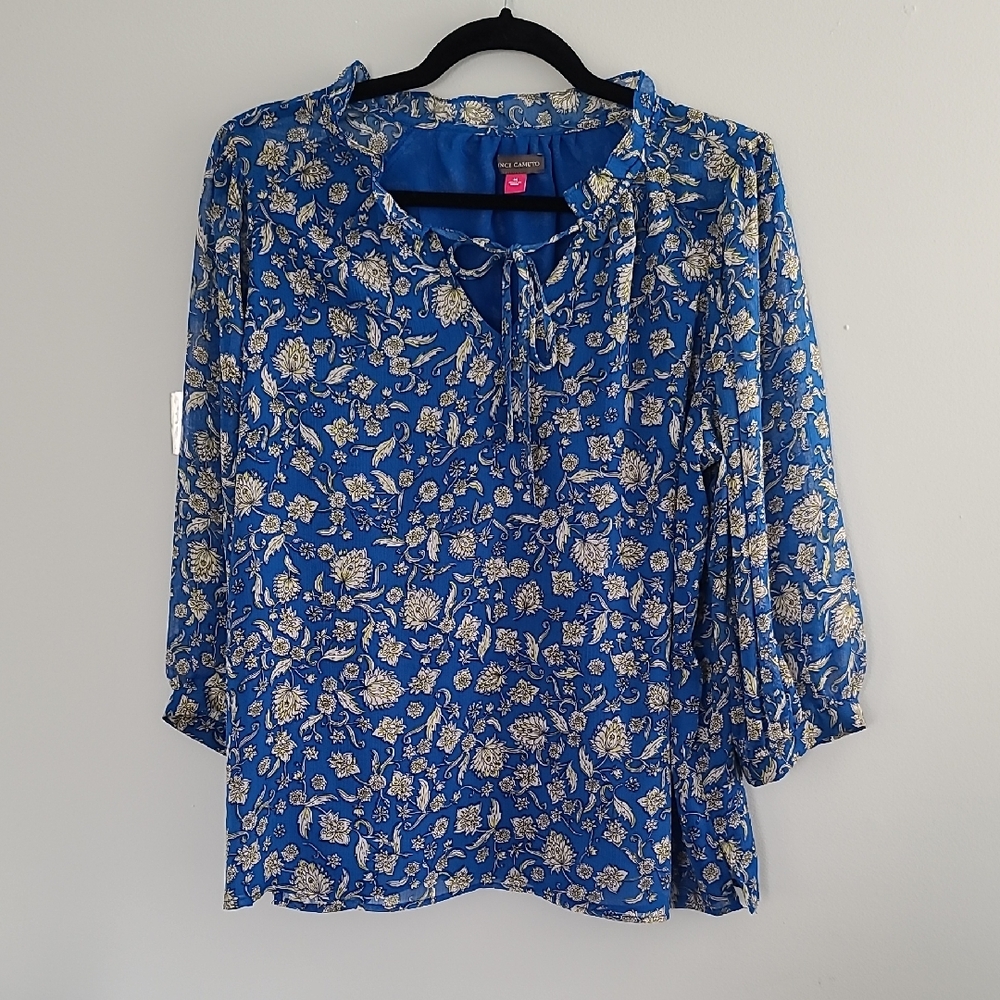 Vince Camuto 3/4 Sleeve Blue Blouse with Mandarin Collar and 3/4 Sleeves